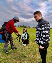 Політ на параплані для дітей біля Львова