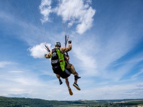 Полет на параплане над Днестровским каньоном