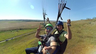 Політ на параплані в Харкові з елементами акробатики