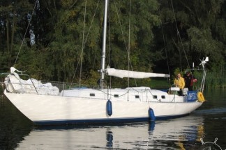 Прогулянка на яхті (8-15 чол) по Дніпру