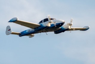 Політ на літаку Morava