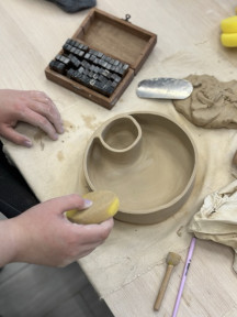 Майстер-клас з кераміки у групі в Харкові