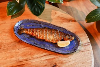 Ужин для двоих в Пструге, хлеб и вино во Львове