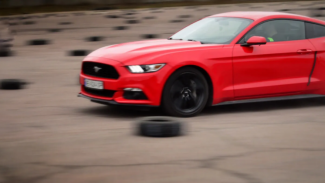 Курси екстремального і контраварійного водіння в Дніпрі