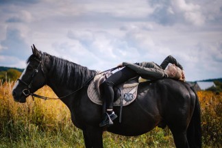 Конная прогулка с фотосессией в Рясне