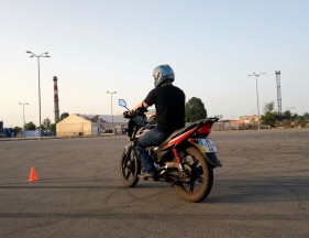 Урок вождения мотоцикла в Днепре