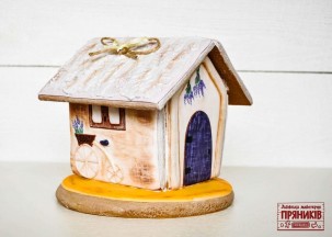 Майстер-клас з випікання пряників, розмальовування і моделювання 3D-будиночка