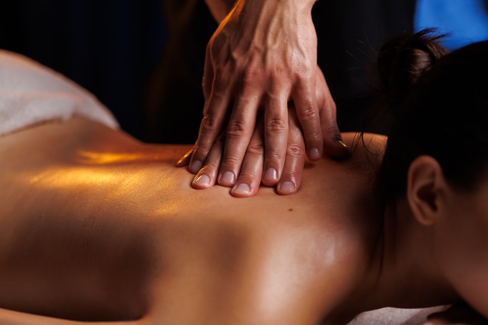 Загальний масаж тіла