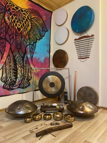 Гра на ханґу та глюкофоні