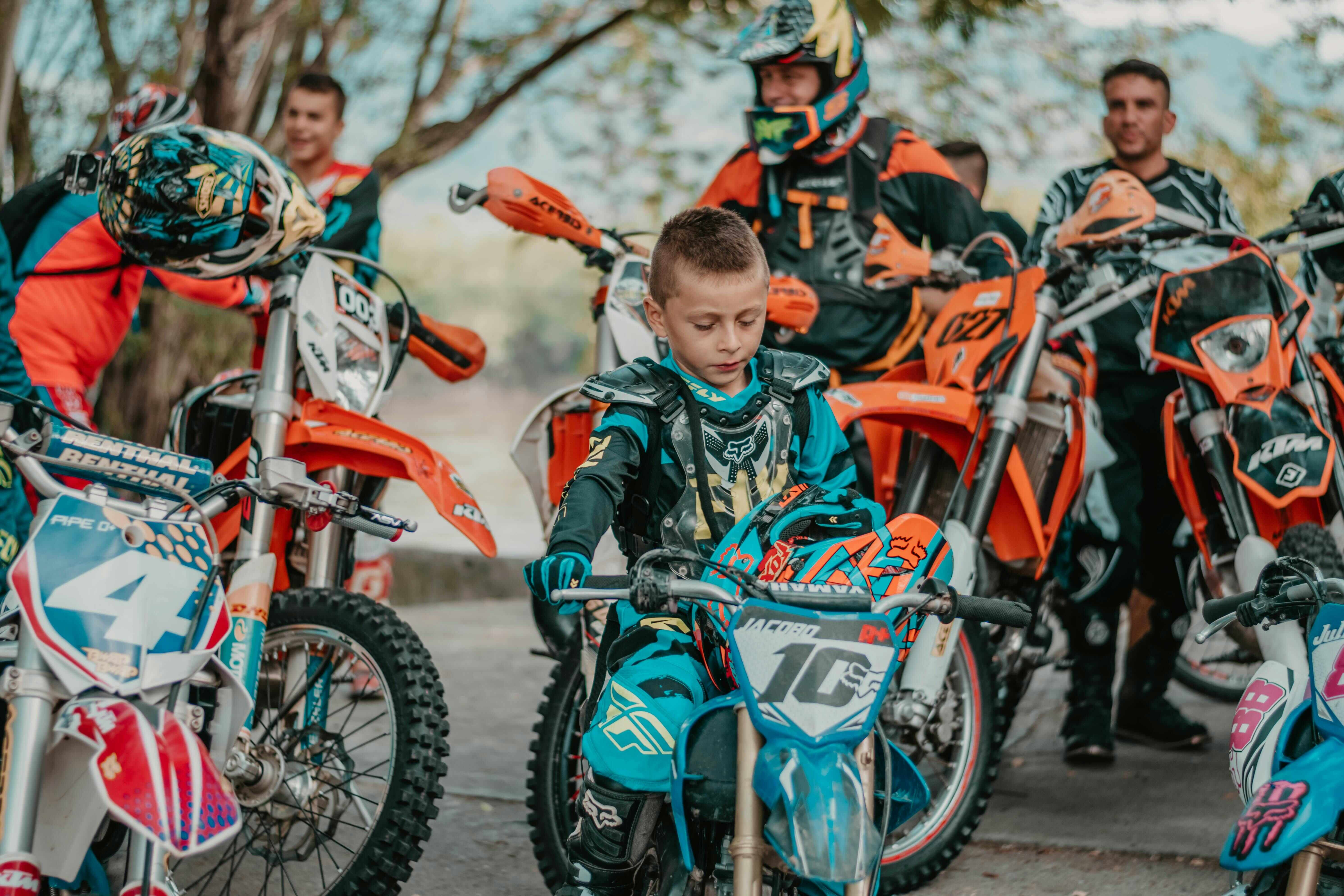 Їзда на мотоциклі для дитини по бездоріжжю у Києві - фото 1