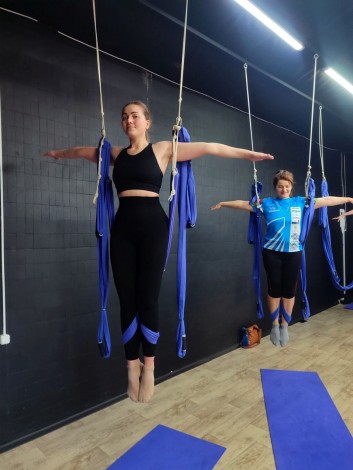 Абонемент на флай йогу в Каменском