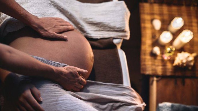 Масаж для вагітних + звукова медитація в Івано-Франківську