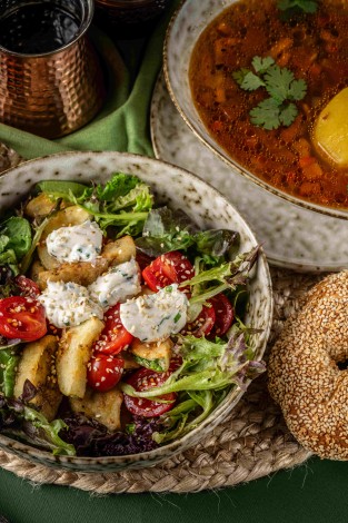 Вечеря для двох у ресторані близькосхідної кухні  - Айда