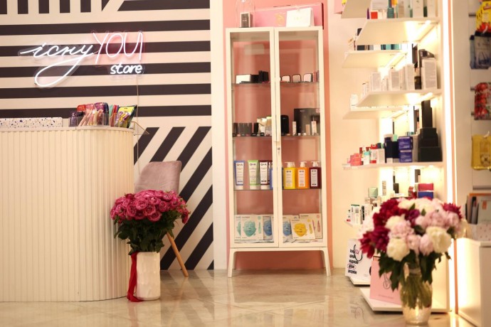 Магазин мультибрендової косметики у Львові
