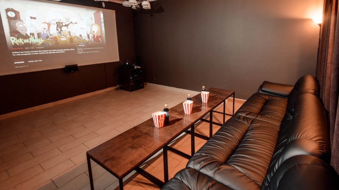 Зал на компанію до 13 осіб