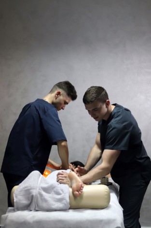 Масаж в 4 руки у Черкасах