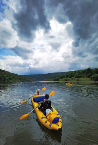 Триденний сплав на байдарках та SUP-дошках по Дністру