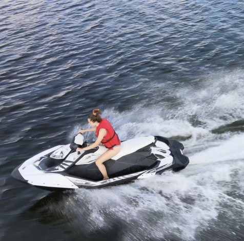 Прогулка на гидроцикле в Запорожье