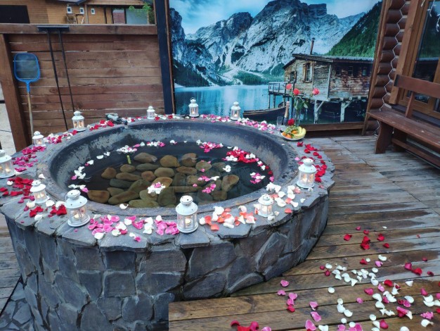 Романтика в чані для двох у Києві