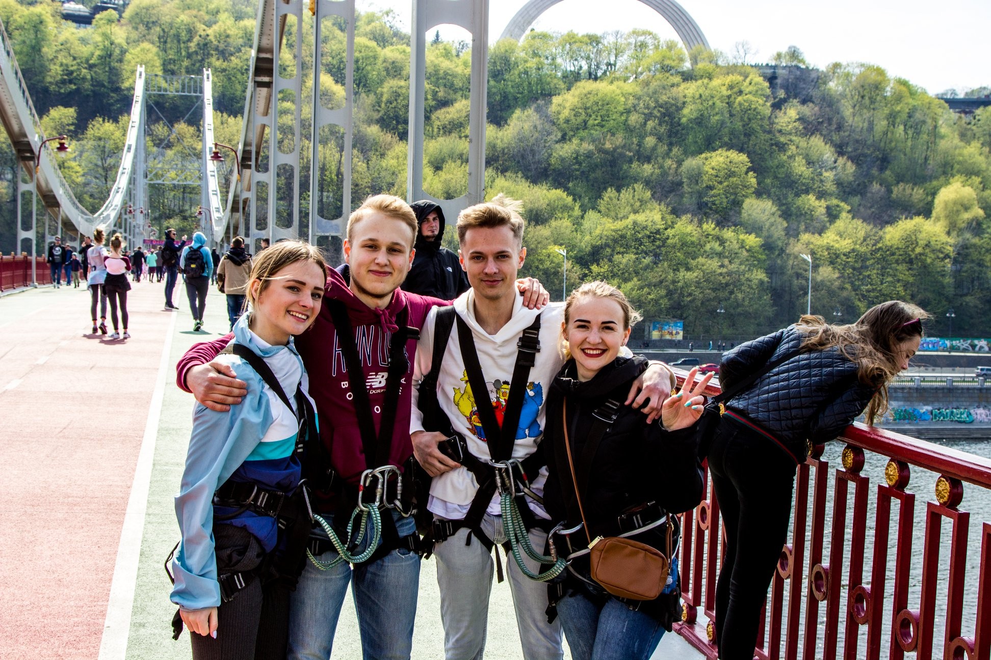 Роуп-джампінг з паркового моста в Києві - фото 21