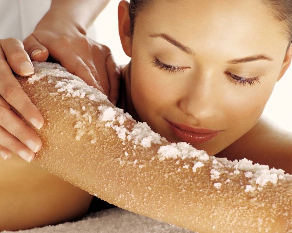 Сольове термоактивне скрабування тіла