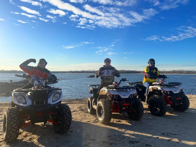 Прогулка на квадроциклах в Запорожье