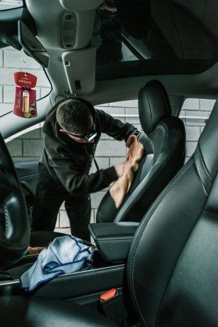 Детейлінг автомобіля Кременчук, хімчистка авто