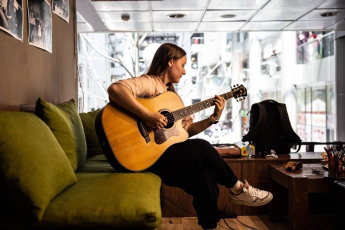 Индивидуальный урок игры на гитаре в Одессе