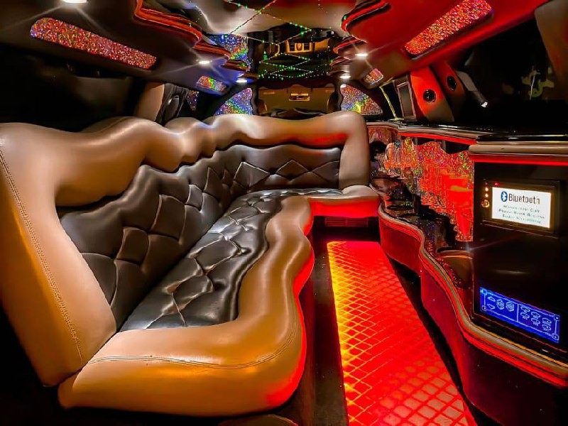 Вечірка в PartyBus у Києві - фото 10