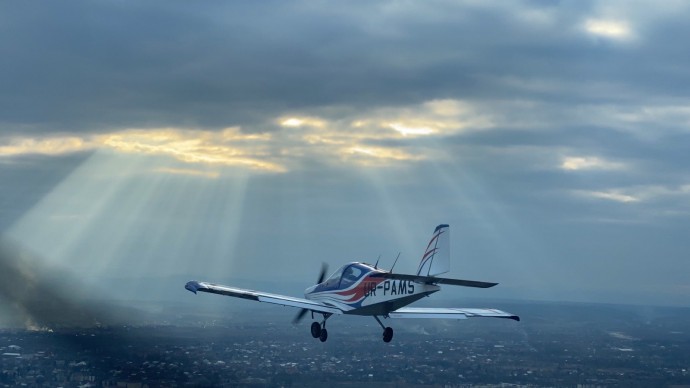 Політ на літаку Storm300 в Коломиї