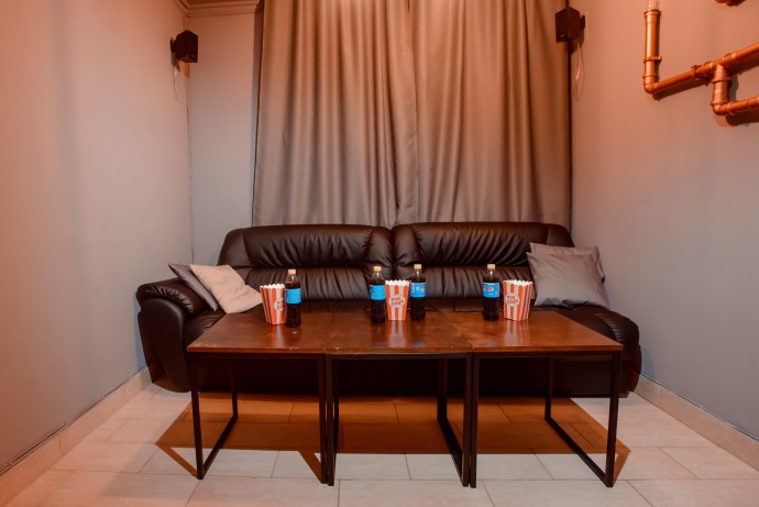 Зал для  компанії до 4 осіб