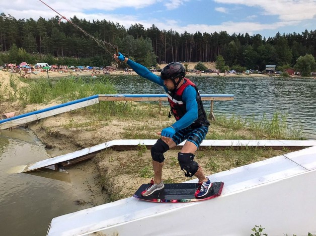 Вейкскейтінг на канатці в Харкові