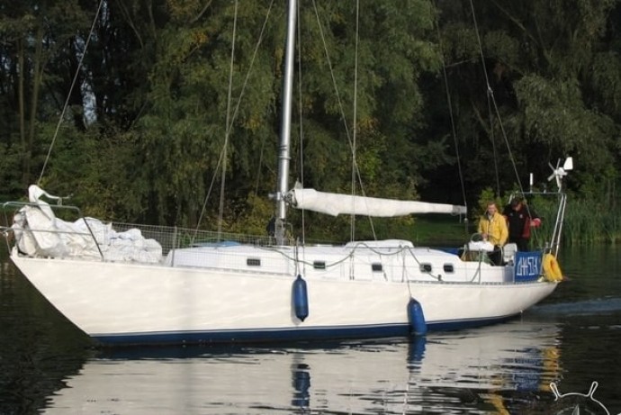 Прогулянка на яхті (8-15 чол) по Дніпру