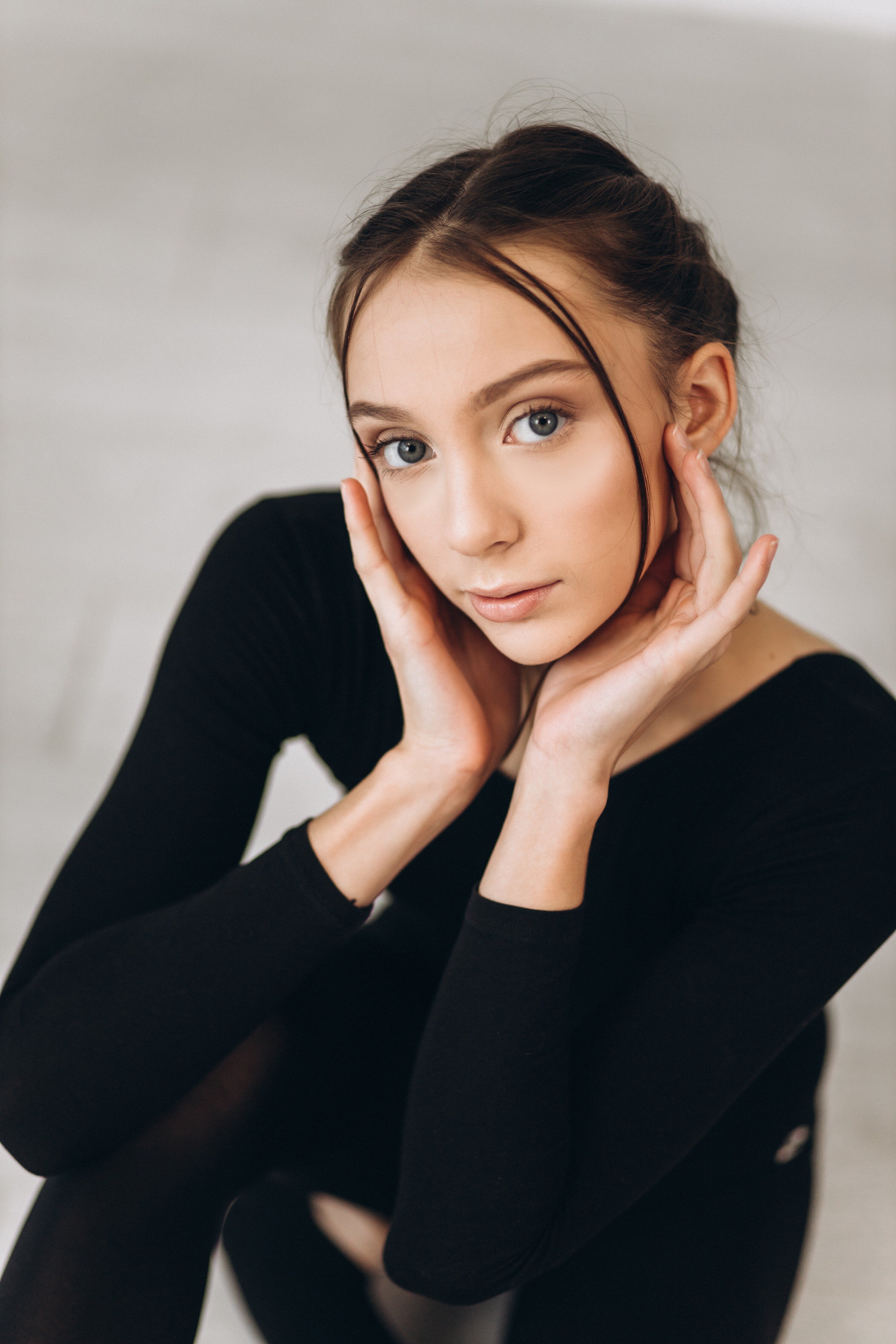 Індивідуальна фотосесія в студії у Києві - фото 1