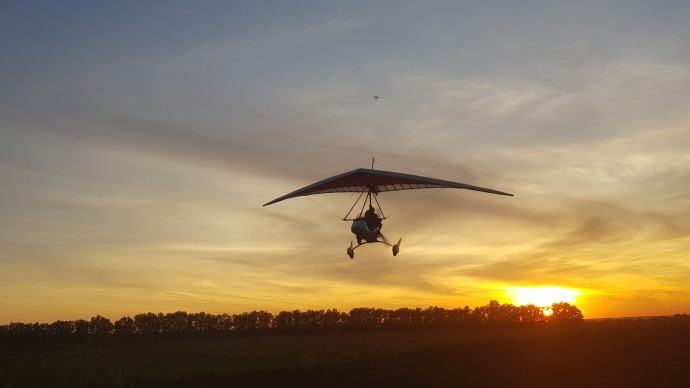 Політ на мотодельтаплані в Харкові