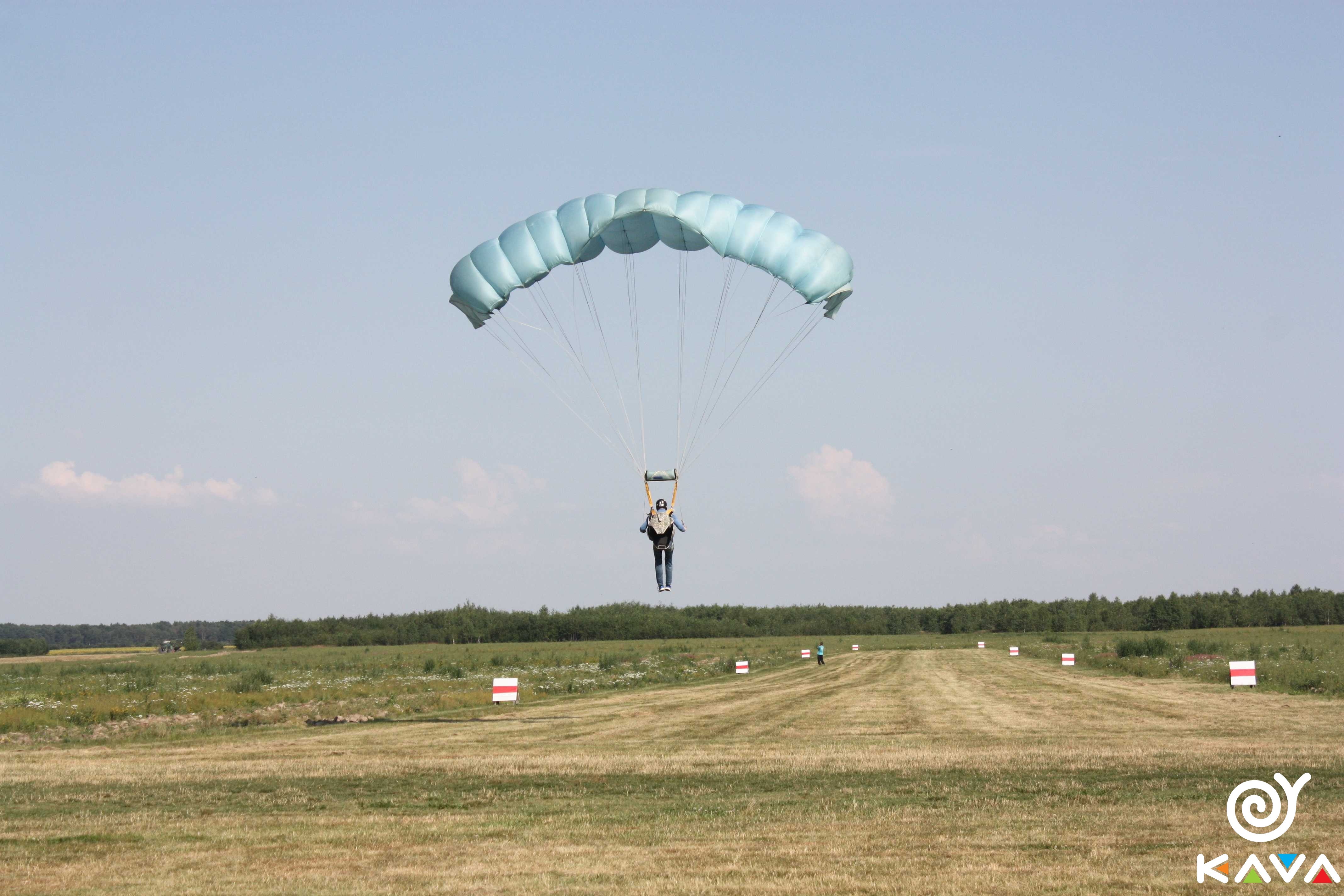 Прыжок с парашютом по программе Static Line во Львове - фото 9
