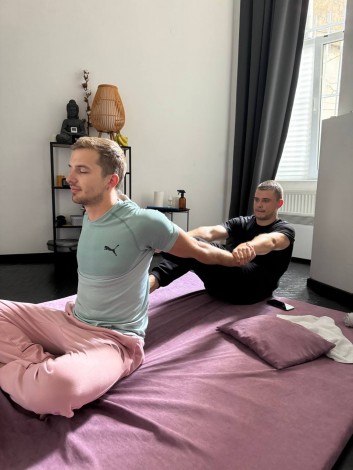 Курс тайського традиційного масажу та стретчингу