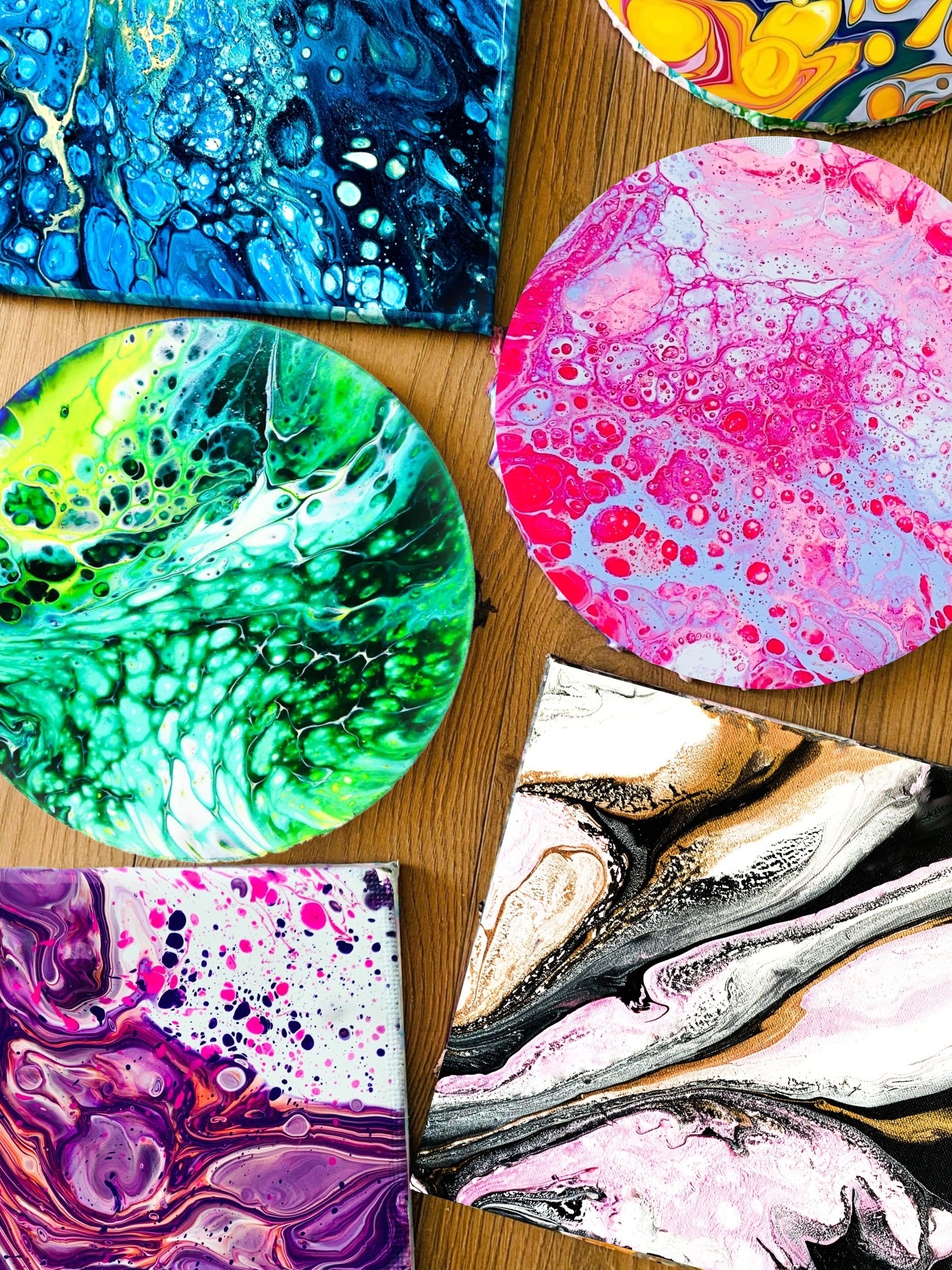 Індивідуальний творчий майстер-клас - Fluid Art в Миколаєві - фото 1