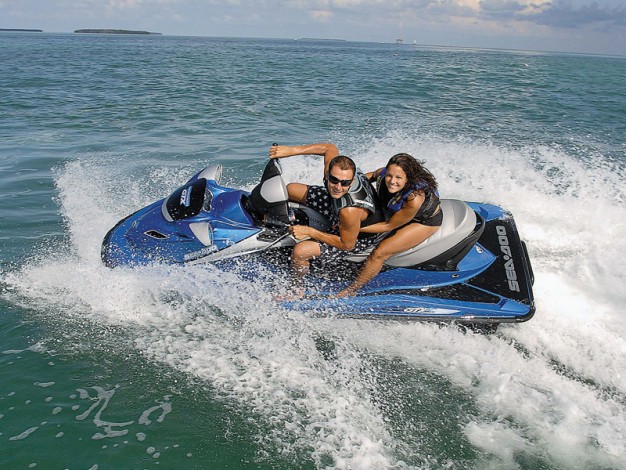 Прогулянка на гідроциклі в Харкові