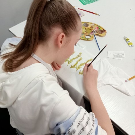 Индивидуальный урок по росписи ткани в Днепре