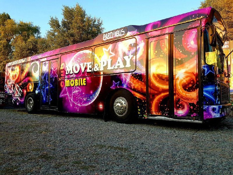 Вечірка в PartyBus у Києві - фото 8