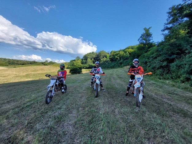 Прогулянка на ендуро мотоциклі в Полтаві