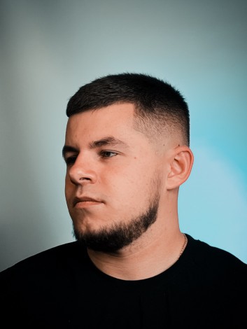 Барбершоп, королівське гоління голова+борода в Запоріжжі