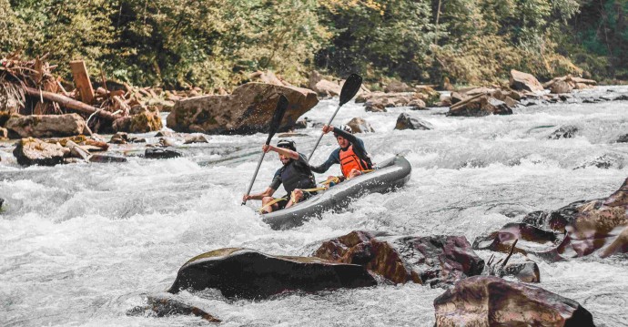 Рафтинг на Чорному Черемоші в Карпатах (3,5км)