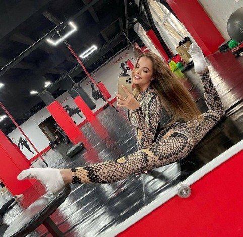 Тренування зі стретчингу + фітнес у Черкасах