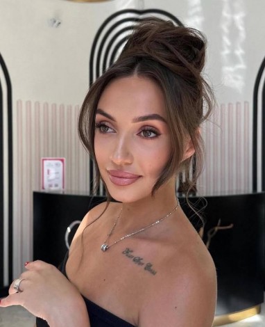 Вечірній макіяж та зачіска