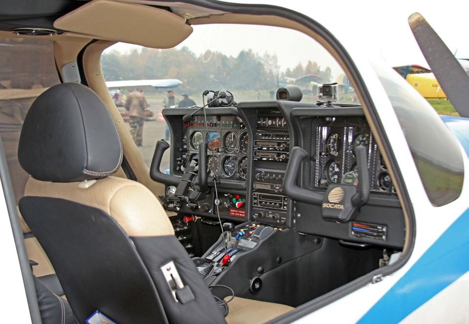 Захоплюючий політ на Socata TB-20 у Львові - фото 4