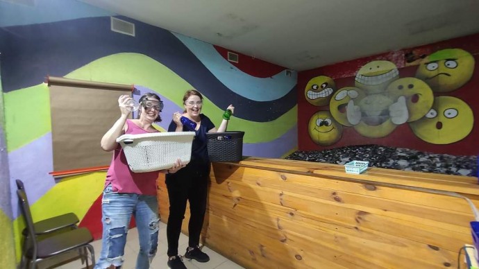 Кімната гніву Шандарашка - Літаючі тарілки в Києві