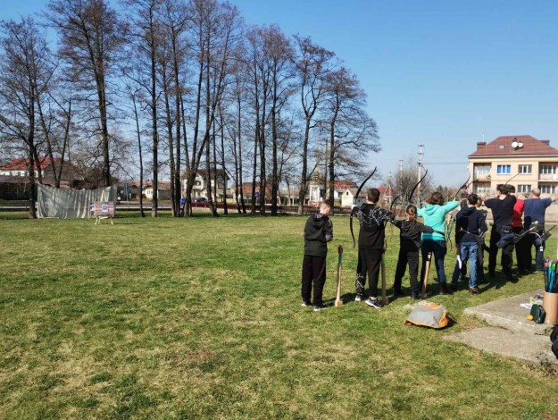 Індивідуальне заняття зі стрільби з лука в Івано-Франківську