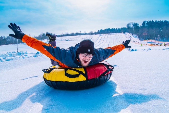 Катання на тюбах біля Львова